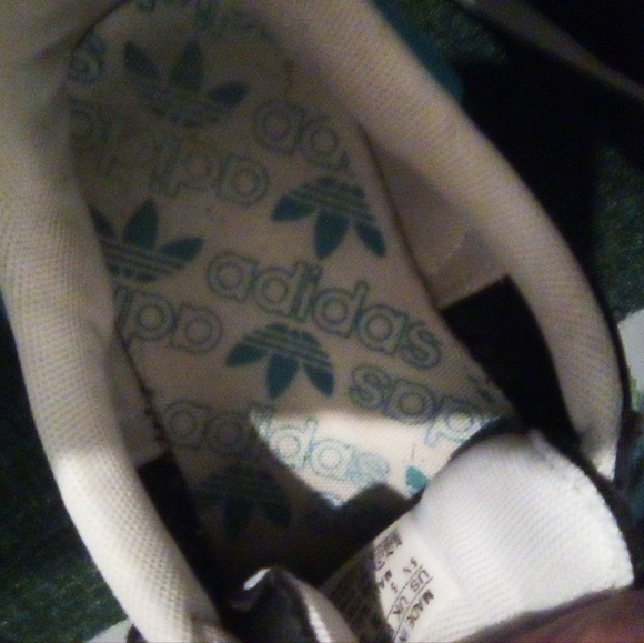 Adidas Shoes Unisex Size 5.5 Black & Green - Picture 10 of 13